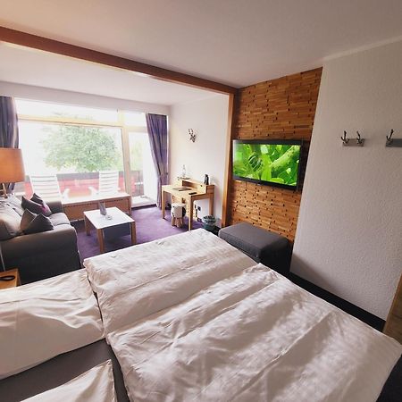 Berghotel Habbel Und Die Welt Kann Warten Cobbenrode Eksteriør bilde