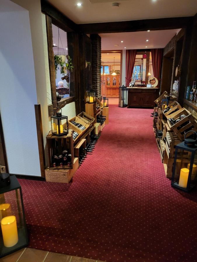 Berghotel Habbel Und Die Welt Kann Warten Cobbenrode Eksteriør bilde
